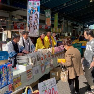 大阪府で庄原市の生産者による店頭試食販売を実施しました🍚